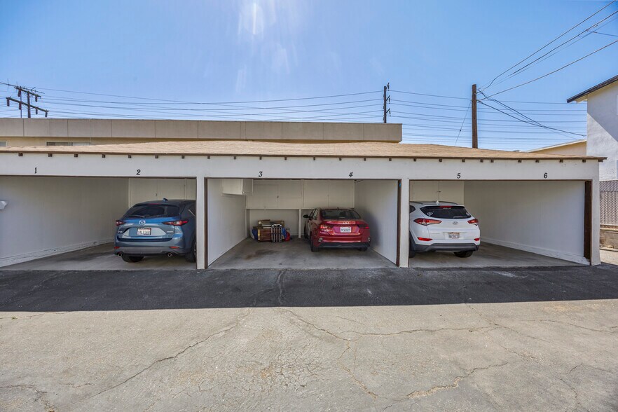 More Photos Of 1629 E Maple Ave, El Segundo Apartments For Sale