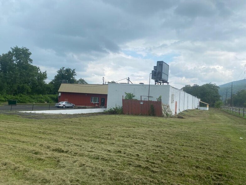 More Photos Of 120 Bridge St, Lock Haven Warehouse For Sale