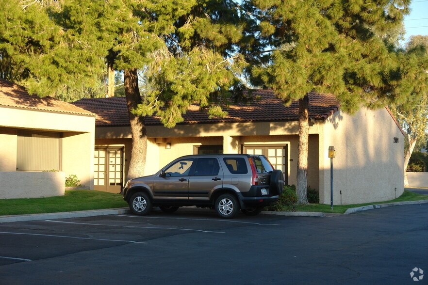 More Photos Of 2101 E Broadway Rd, Tempe Office For Lease