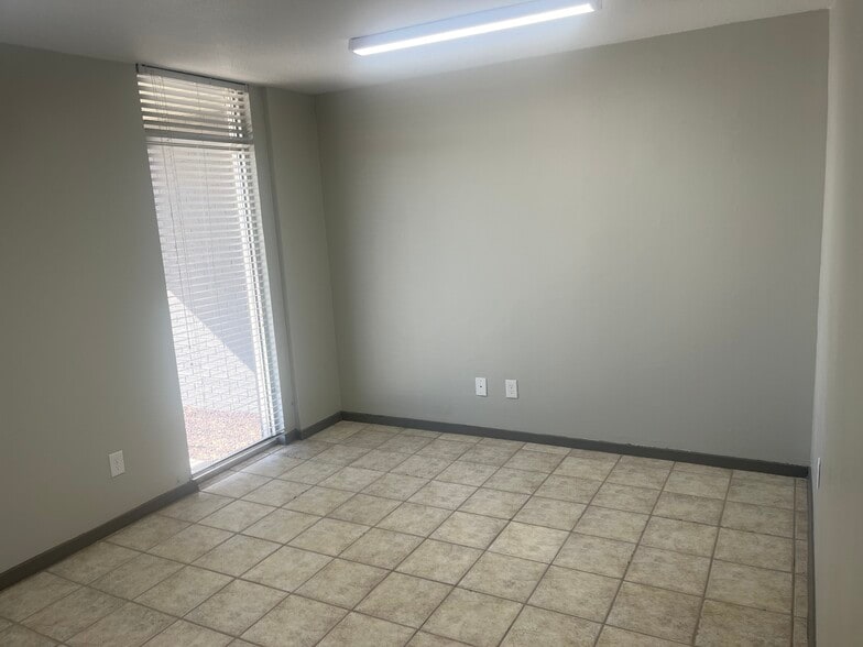 More Photos Of 6600 W Highway 80, Midland Warehouse For Sale