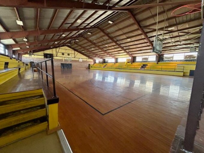 More Photos Of 301 2nd St, Meridian Specialty For Sale