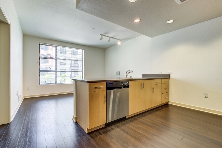 More Photos Of 1155 4th St, San Francisco Apartments For Lease