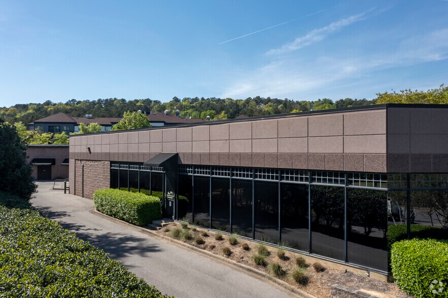 More Photos Of 4100 Colonnade Pky, Birmingham Office For Sale