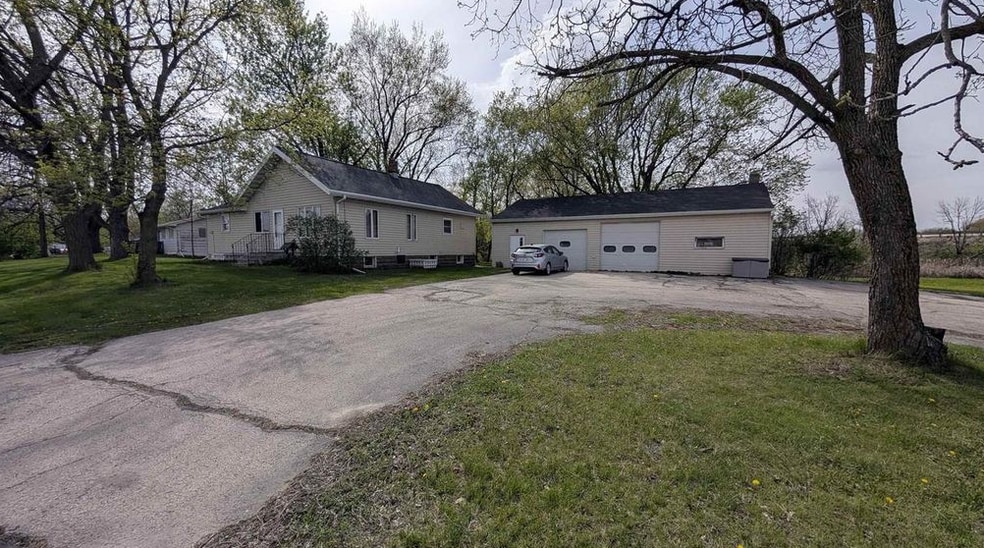 Primary Photo Of 1251 Maloney Rd, Kaukauna Office For Sale