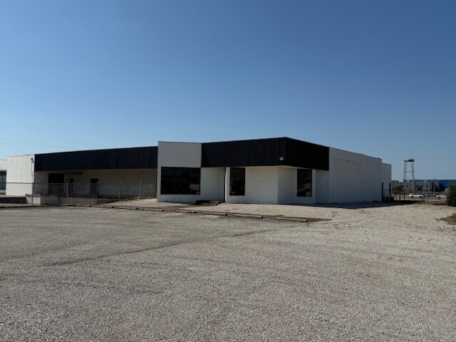 Primary Photo Of 951 Maxwell Ave, Evansville Light Manufacturing For Sale