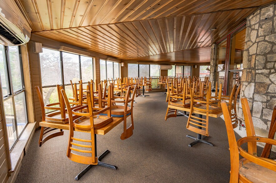 More Photos Of 1205 Main St, Bandera Restaurant For Lease