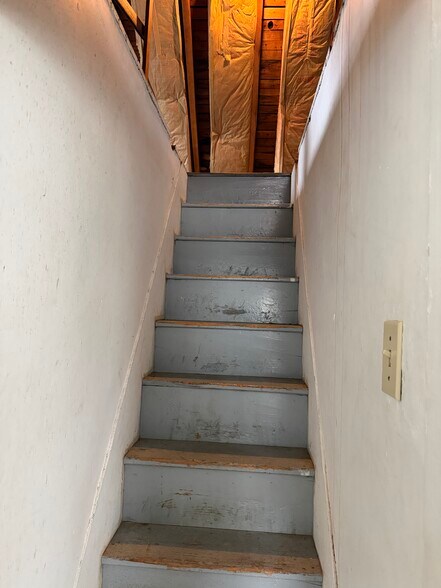 More Photos Of 50 Kirkendall Ave, Shavertown Flex For Sale