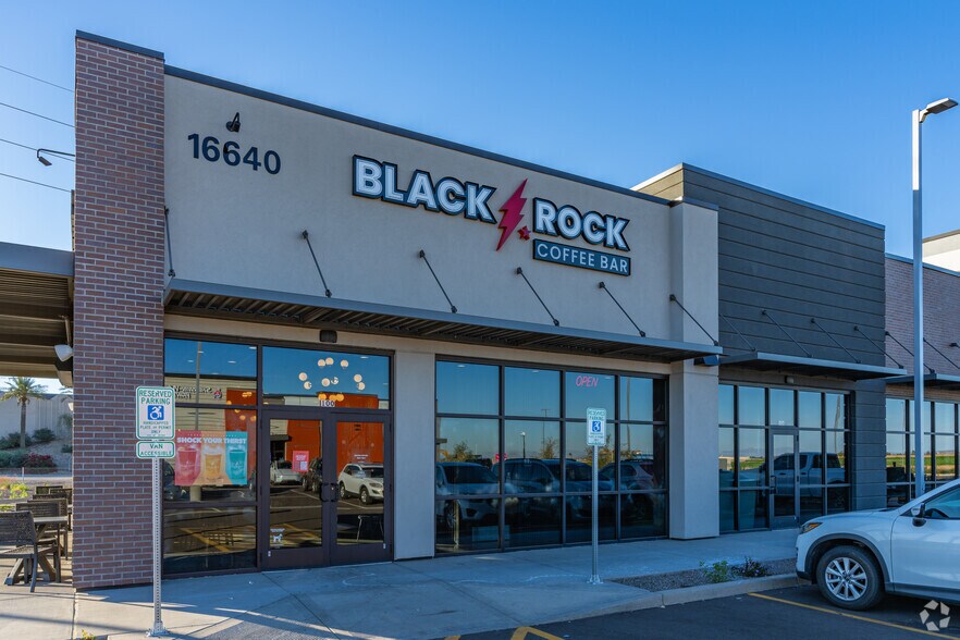 More Photos Of NEC Cactus Rd & Loop 303, Surprise General Retail For Lease