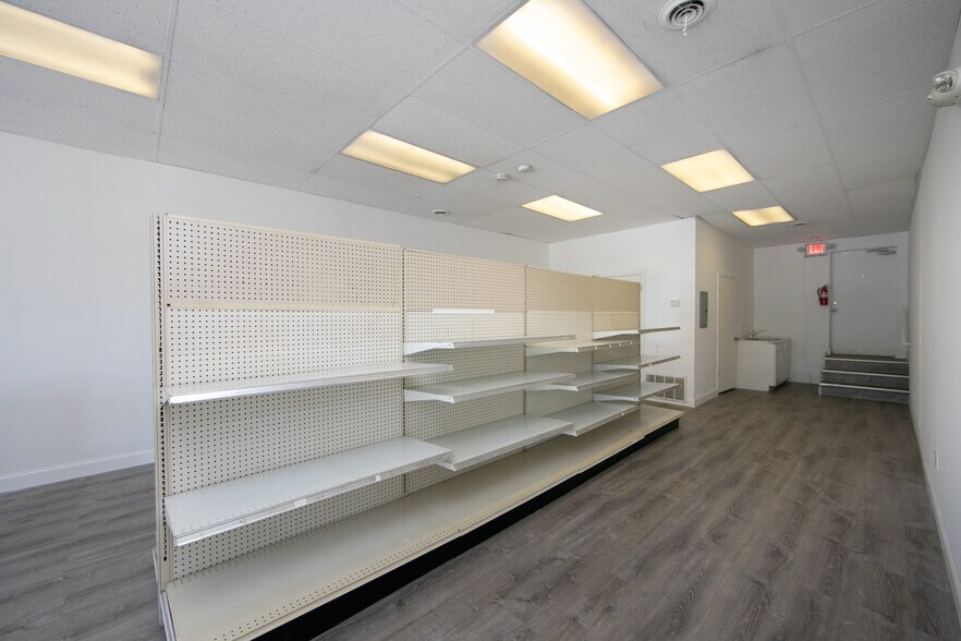 More Photos Of 12 N Black Horse Pike, Runnemede Storefront Retail Residential For Lease