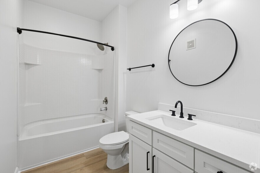 More Photos Of 725-735 Coleman Blvd, Mount Pleasant Apartments For Lease