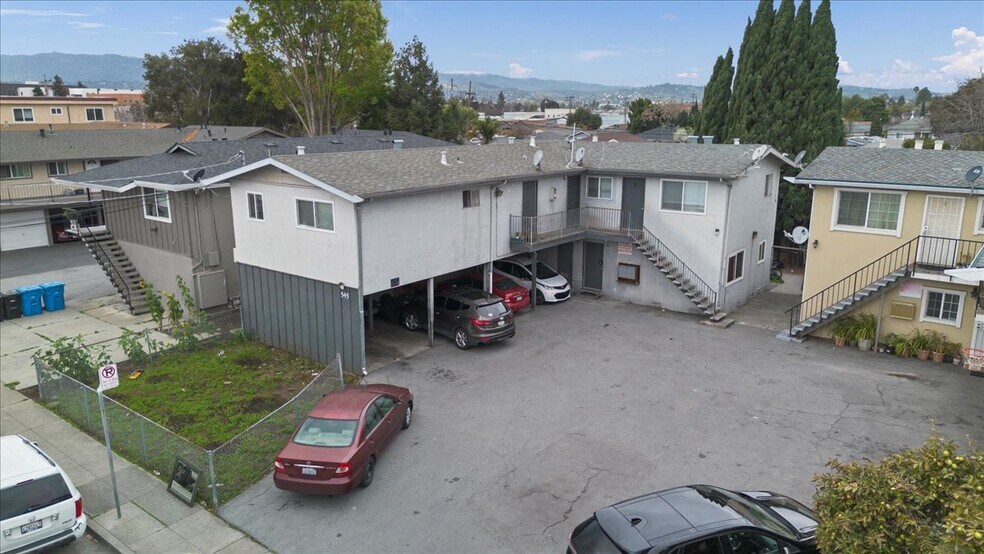 Primary Photo Of 545 Hampshire Ave, Redwood City Apartments For Sale