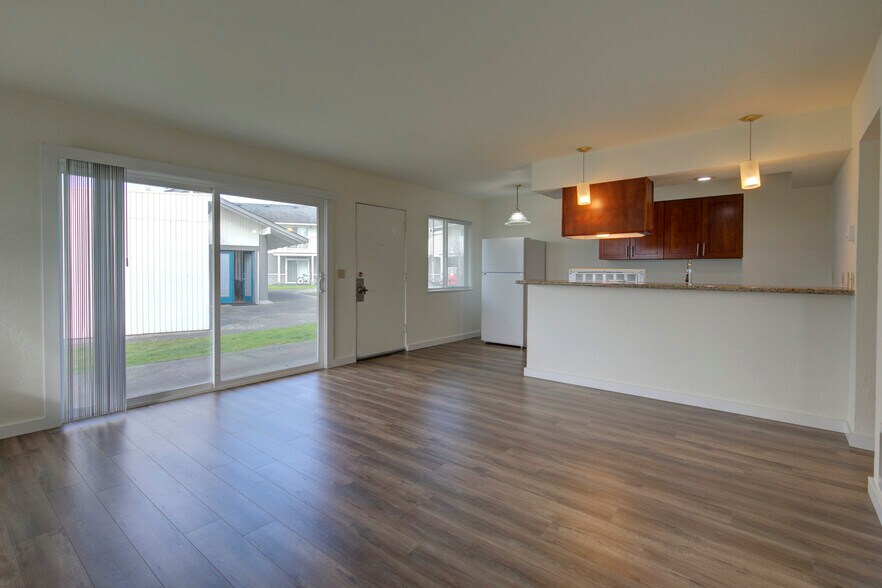 More Photos Of 1031 Discovery Ave SE, Ocean Shores Apartments For Sale