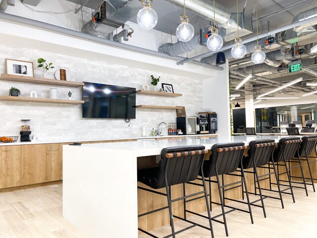 More Photos Of 500 Navarro St, San Antonio Office For Lease