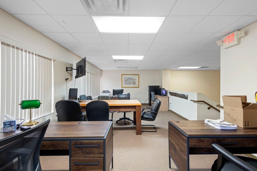 More Photos Of 8750 Exchange Dr, Orlando Warehouse For Sale