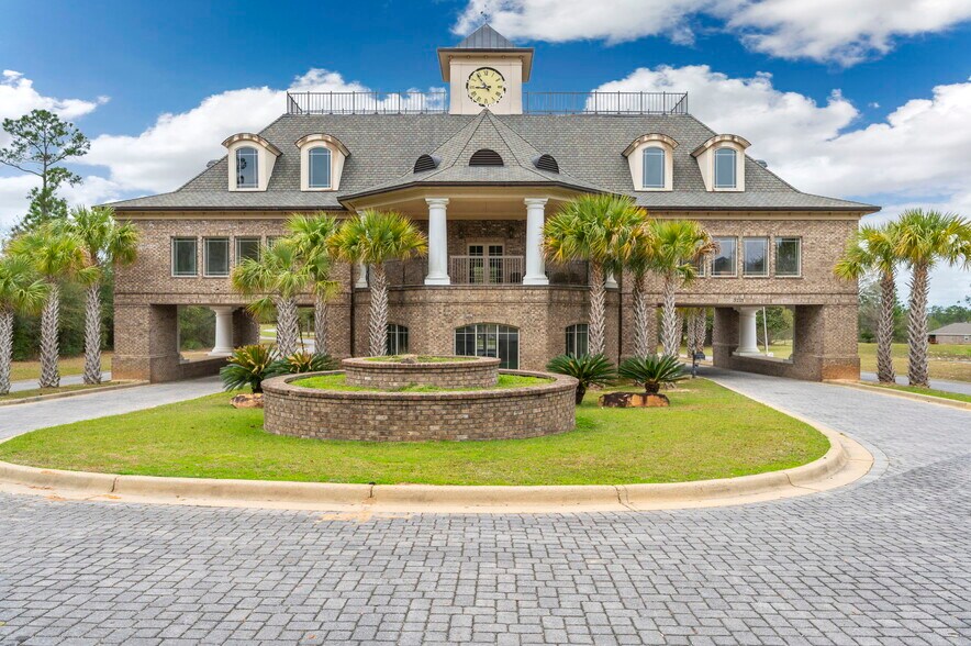 More Photos Of 3201 Heritage Plantation Blvd, Laurel Hill Office For Sale