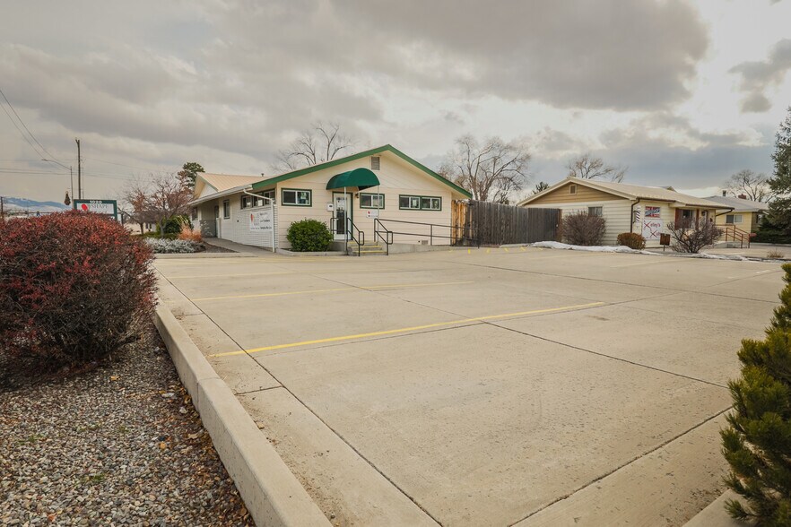 More Photos Of 1020 S Townsend Ave, Montrose Storefront Retail Office For Sale