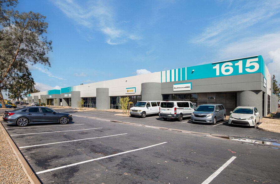 More Photos Of 1605 W University Dr, Tempe Unknown For Lease