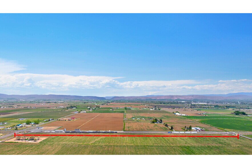 More Photos Of 3800 Branch Rd, Wapato Distribution For Sale