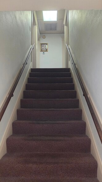 More Photos Of 204 N Macdill Ave, Tampa Office For Sale