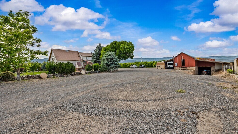 More Photos Of 20809 Nowhere Rd, Eckert Land For Sale