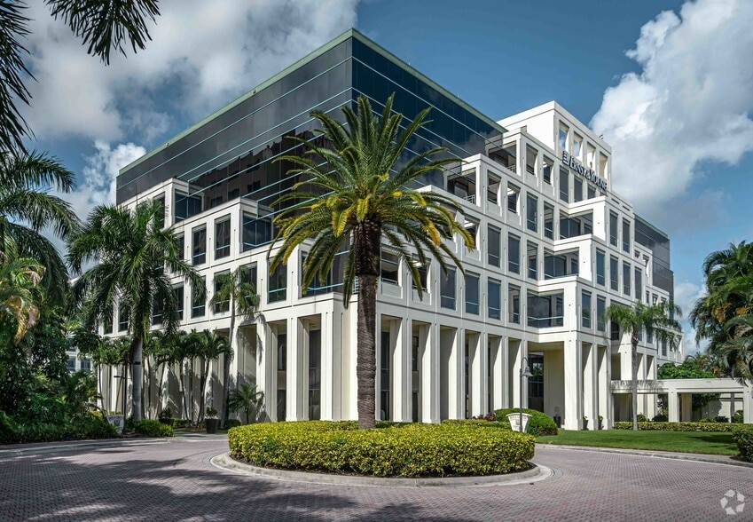 Primary Photo Of 5100 Town Center Cir, Boca Raton Office For Lease