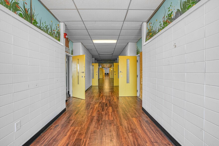 More Photos Of 5402 NW Kinyon Ave, Lawton Schools For Lease