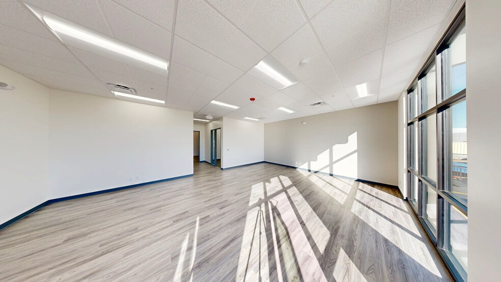 More Photos Of 5050 Fox St, Denver Unknown For Lease