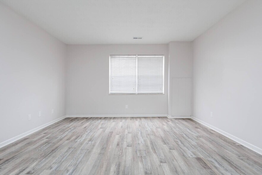 More Photos Of 4577 Olentangy River Rd, Columbus Apartments For Sale