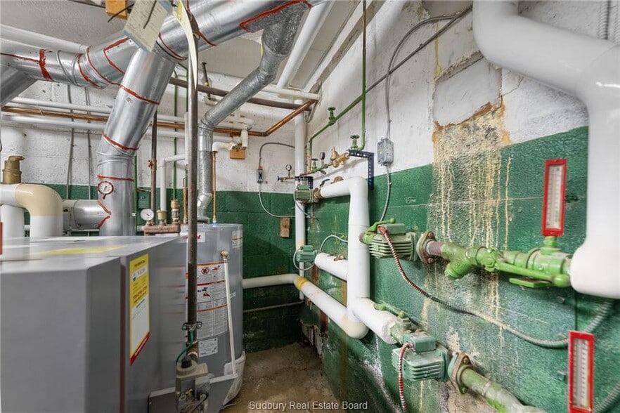 More Photos Of 29 Laren St, Wahnapitae Apartments For Sale