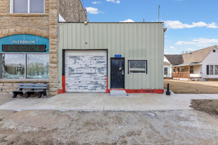 More Photos Of 403 Maple St, Overbrook Industrial For Sale