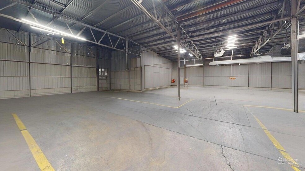 More Photos Of 1821 E Madison St, Phoenix Manufacturing For Sale