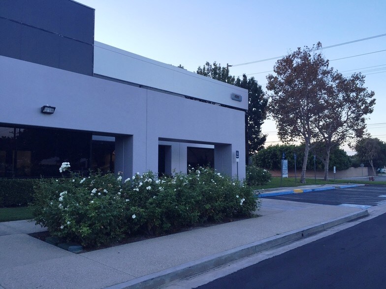 More Photos Of 10542 Calle Lee, Los Alamitos Unknown For Lease