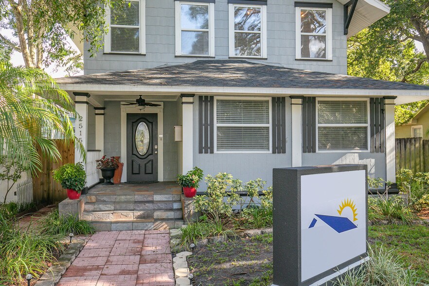 More Photos Of 2515 1st Ave N, Saint Petersburg Office Residential For Sale