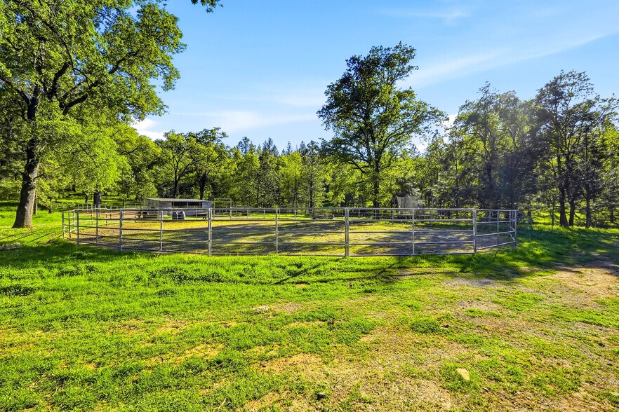 More Photos Of Placer Hills Rd, Meadow Vista Land For Sale