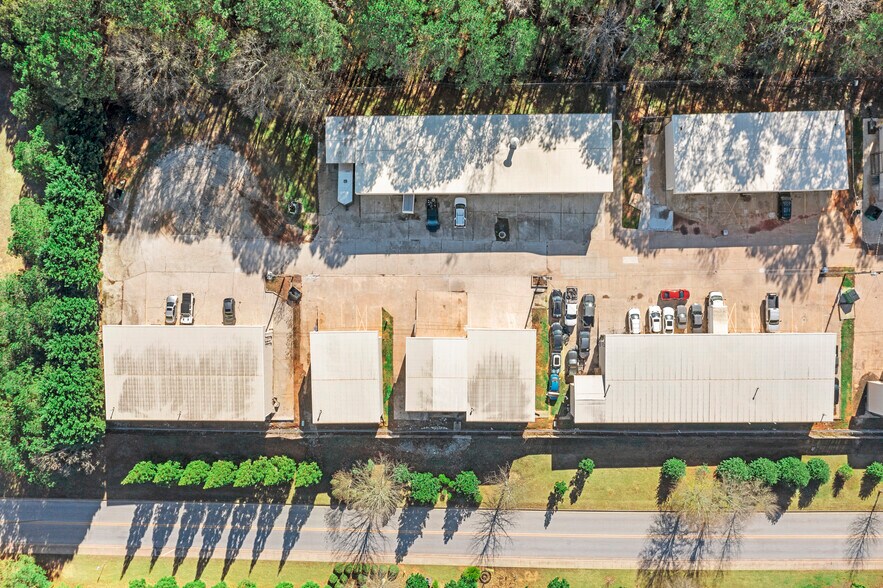 More Photos Of 7189 Washington St SW, Covington Storefront For Lease