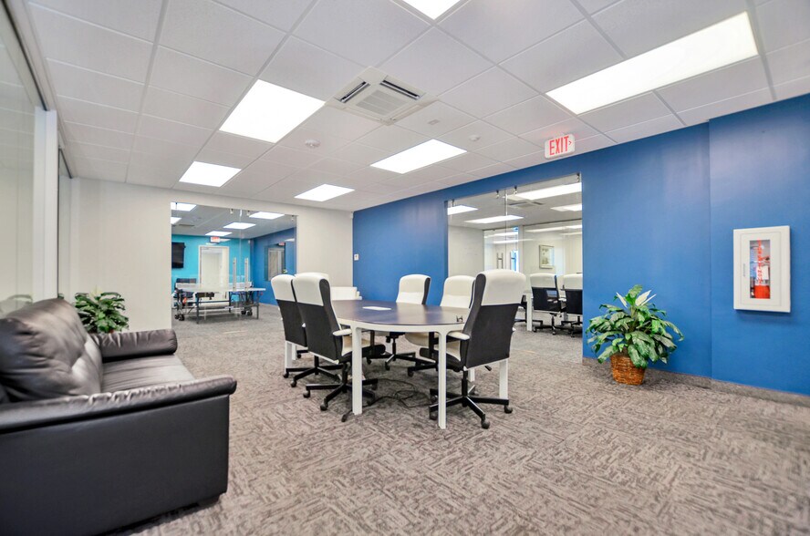 More Photos Of 829 W Martin Luther King Blvd, Tampa Medical For Lease