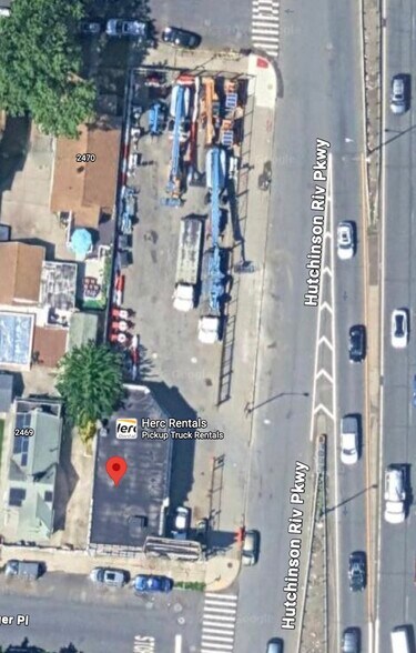 Primary Photo Of 24-79 Senger Pl, Bronx Auto Repair For Sale