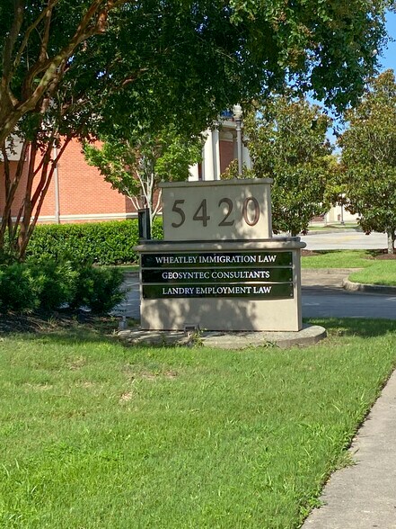 More Photos Of 5420 Corporate Blvd, Baton Rouge Office For Lease