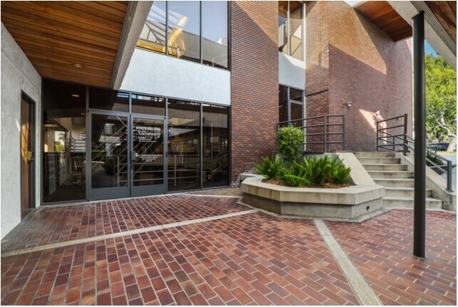 More Photos Of 1122 E Lincoln Ave, Orange Medical For Lease