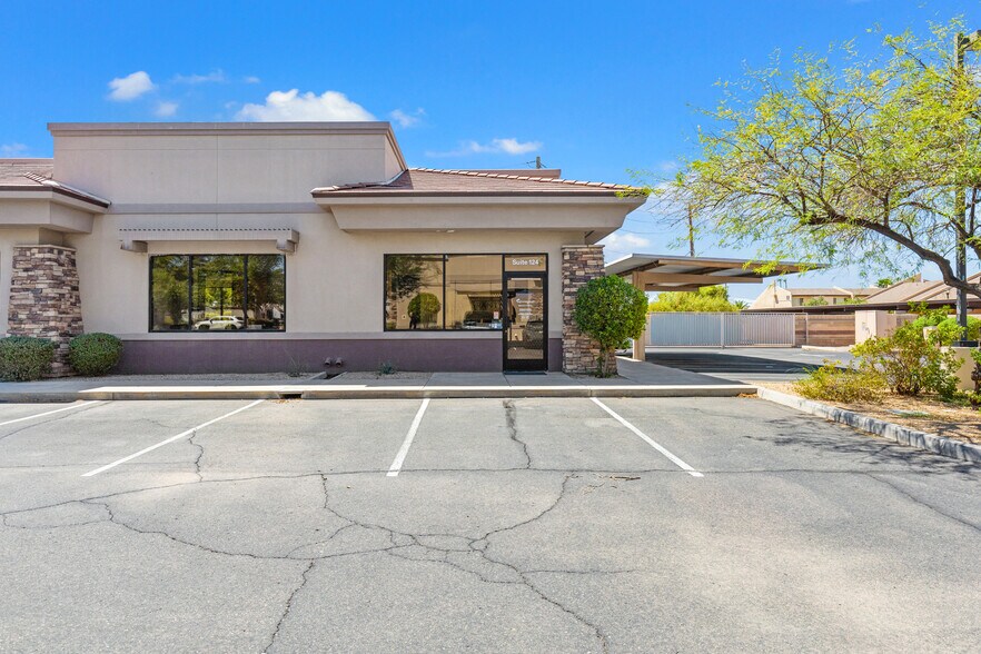 More Photos Of 8111 E Thomas Rd, Scottsdale Medical For Sale