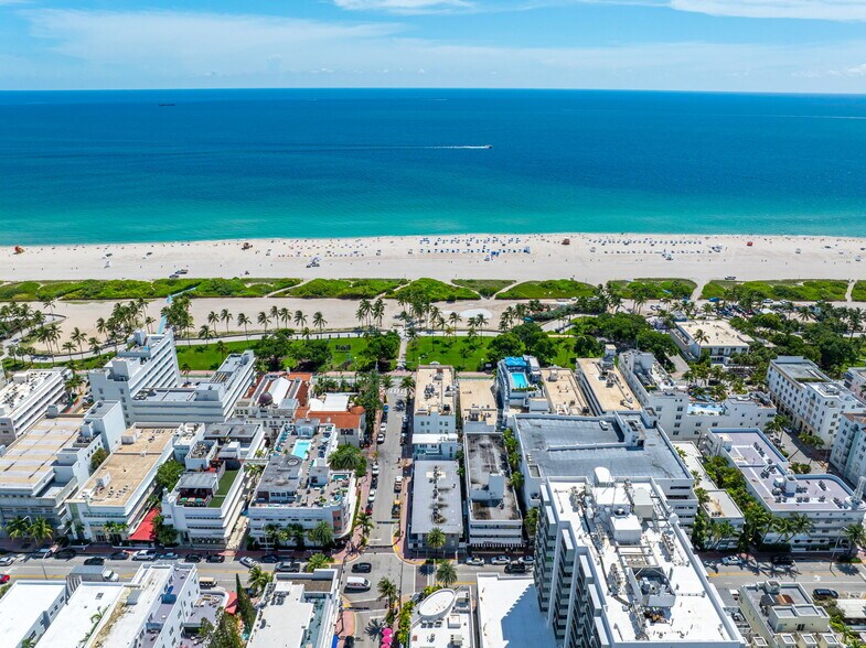 More Photos Of 124 11th St, Miami Beach Hotel For Sale