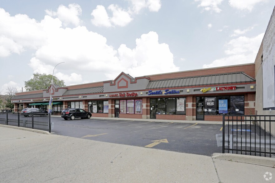 More Photos Of 5675-5691 N Milwaukee Ave, Chicago Unknown For Lease