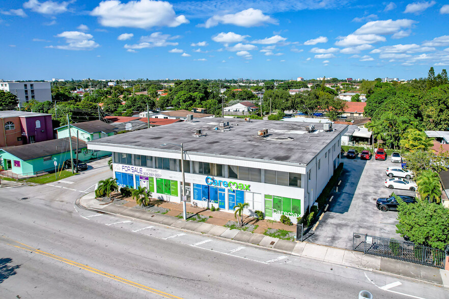 Primary Photo Of 2433-2439 NW 7th St, Miami Medical For Sale