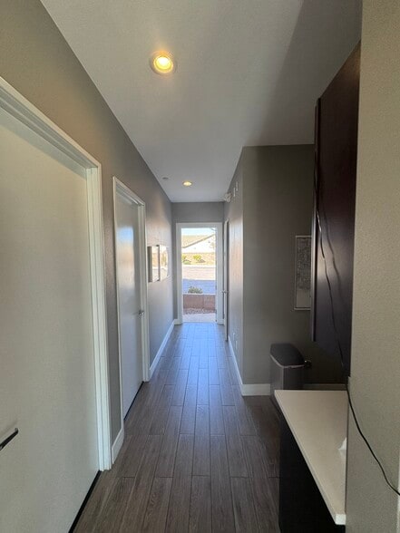 More Photos Of 7336 W Post Rd, Las Vegas Loft Creative Space For Lease
