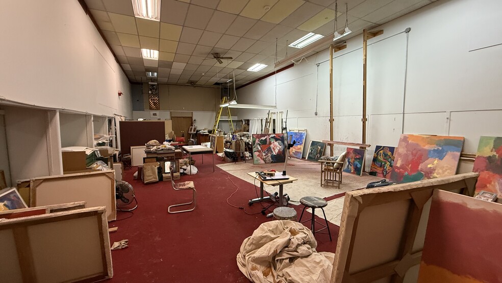 More Photos Of 408 Northampton St, Easton Storefront Retail Residential For Sale