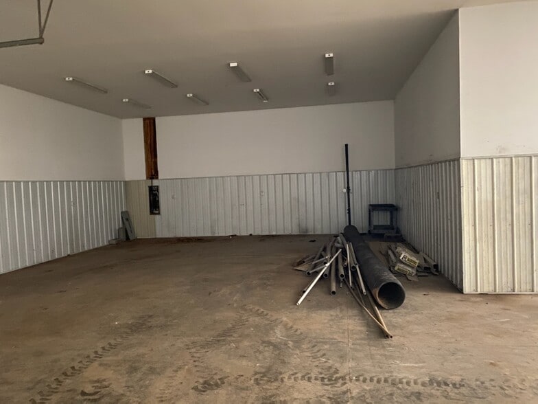 More Photos Of 4760 Roane State Hwy, Rockwood Warehouse For Lease