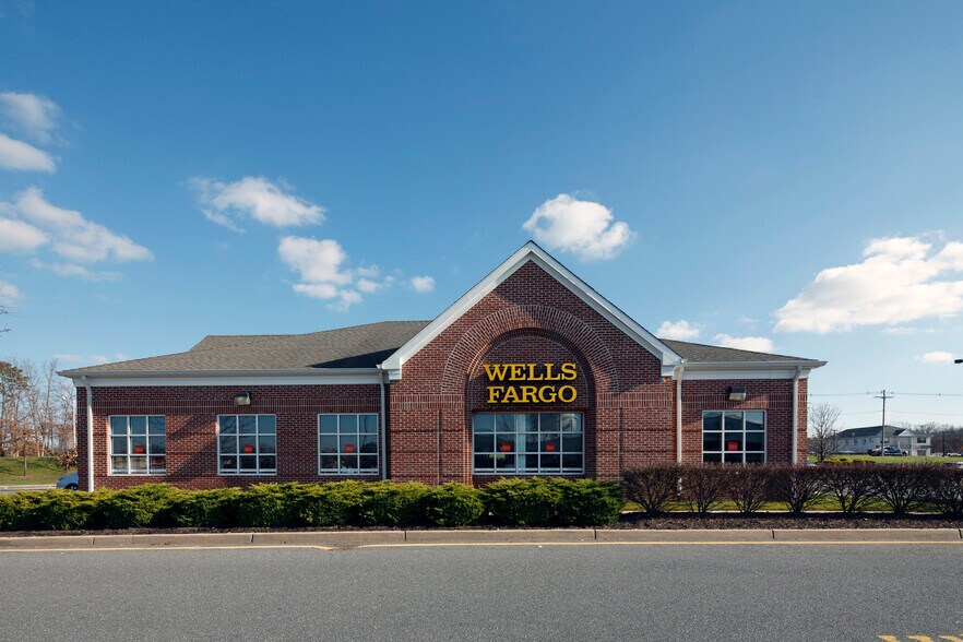 More Photos Of 2360 Lakewood Rd, Toms River Unknown For Lease