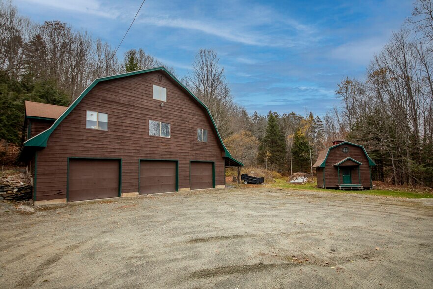More Photos Of 798 Route 100, Wilmington Flex For Sale