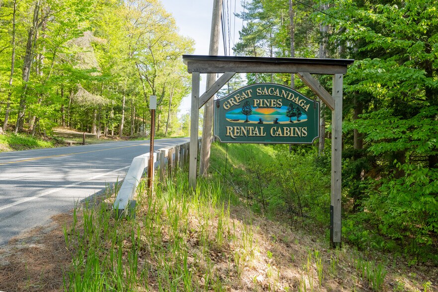 More Photos Of 224 N Shore Rd, Hadley Hotel For Sale