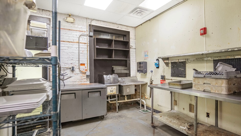 More Photos Of 3840 Highway 42, Locust Grove Restaurant For Sale